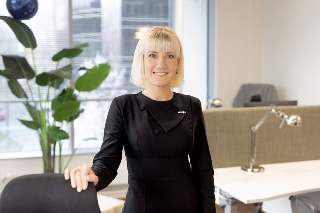 Erika Lepikmäe Tripod