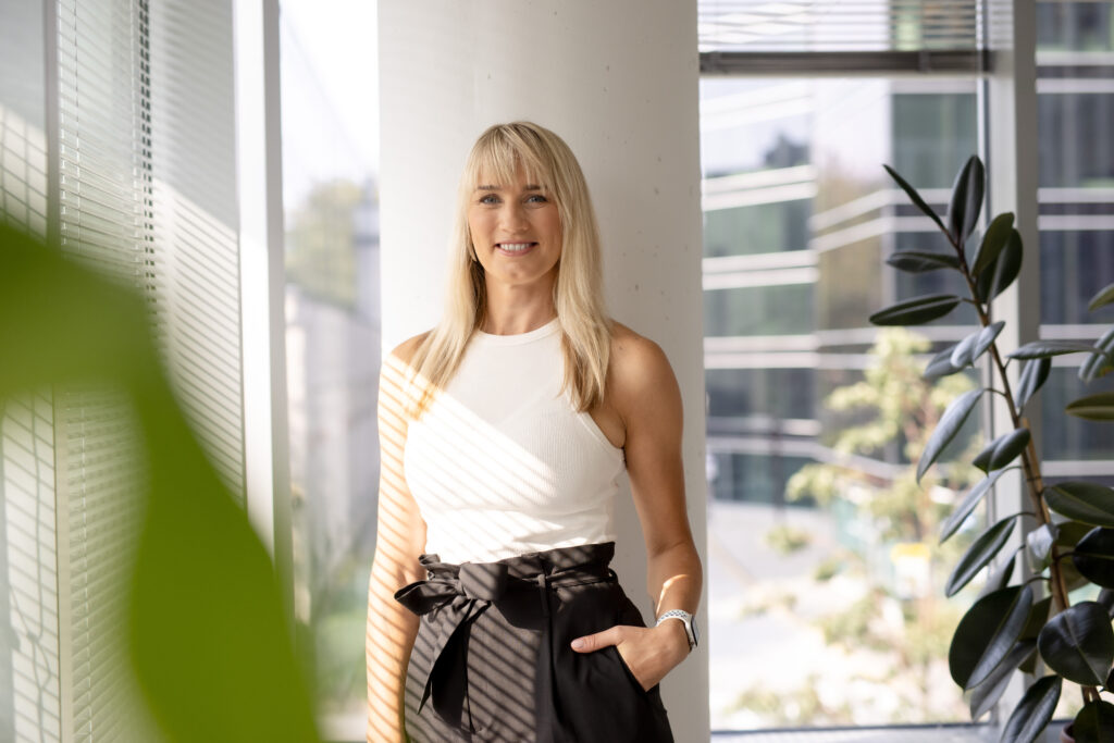 Sandra Raju I Tripod