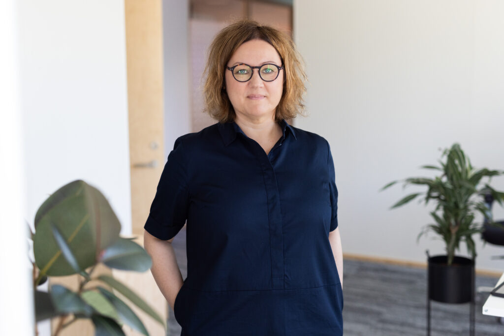 Merle Nurmoja I Tripod